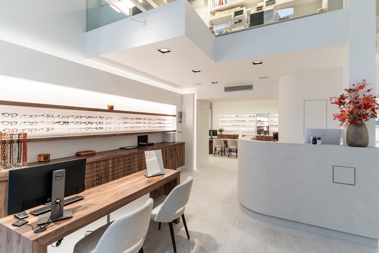 Interieur opticien Vingerhoets-Optics Mechelen Interieur opticien Vingerhoets-Optics Mechelen